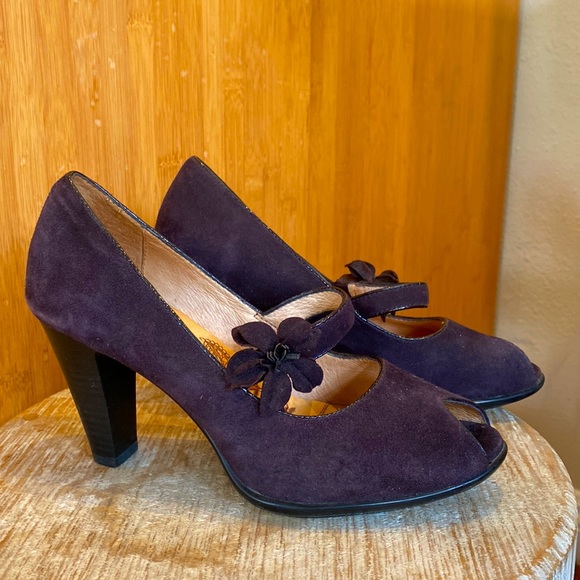 Sofft Mauve Suede 3 inch heels in great condition! - Picture 3 of 5